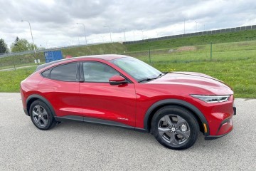 4x4 MUSTANG E-MACH 351 KM 98kWh - Bateria !!! Bogaty !! Warszaw