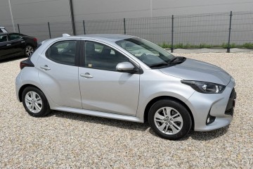 Yaris 1.5 HYB 115 KM ! 1 Właściciel Bezwypadkowy ! 2024r ! Warszawa