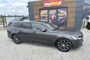 2.0 D momentum pro MILD Hybrid 2021r Warszawa