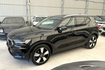 4x4 XC40 2.0 BENZ 247 KM Salon PL Bezwypadkowy Warszawa