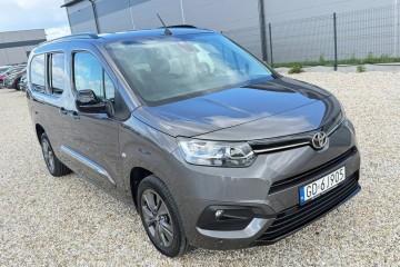 1.5 D 130 KM ! 7 OSÓB ! VAT 23% 2023r Warszawa